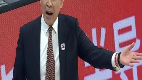 赵睿末节神勇砍下14分，新疆主场连胜记录延续
